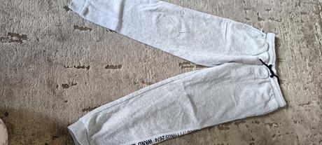 Tepláky 140, sinsay,140