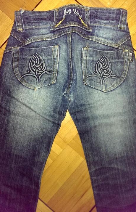 Tmavomodré rifle, 34