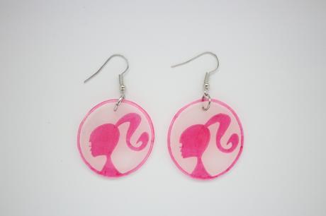 Ružové plastové handmade náušnice barbie,