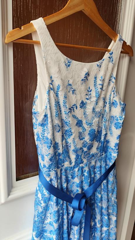 Šaty bielomodré, bonprix,38
