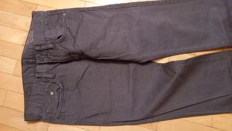.. šedé nohavice sf, denim,28
