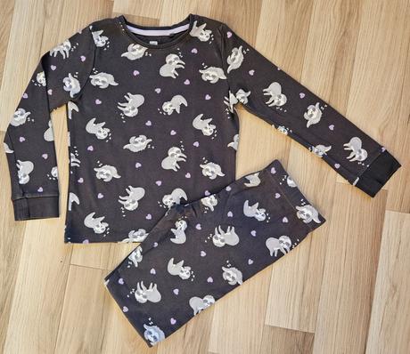 Pyžamo, f&f,128