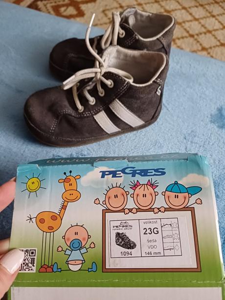 Pegres topanky, pegres,23