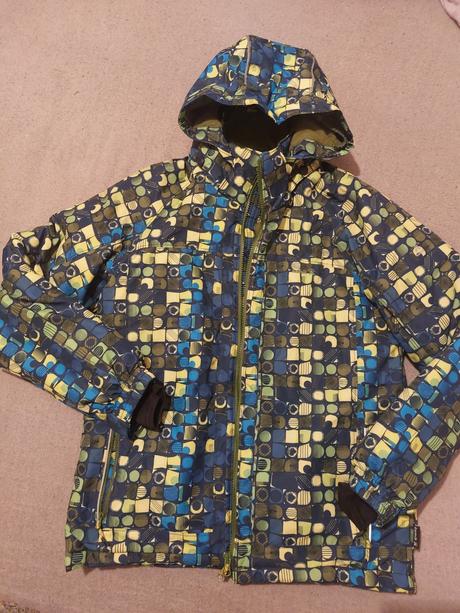 Kvalitná a funkčná lyžiarska vetrovka, 164