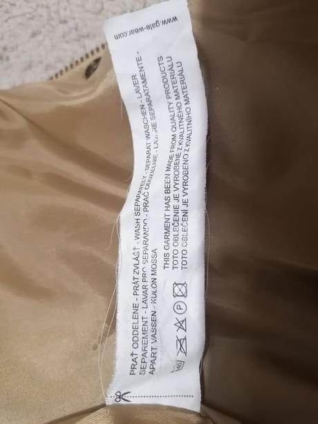 Bunda gate woman 34, gate,34