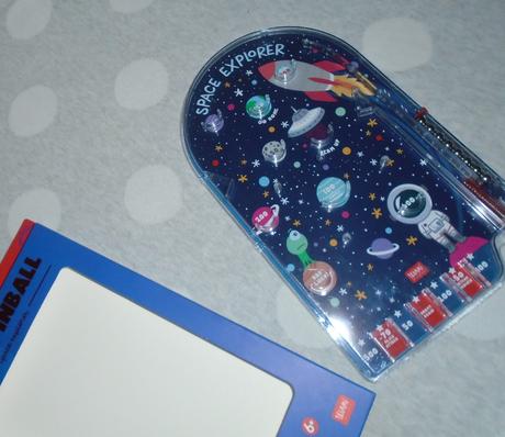 Mini hra pinball - space,