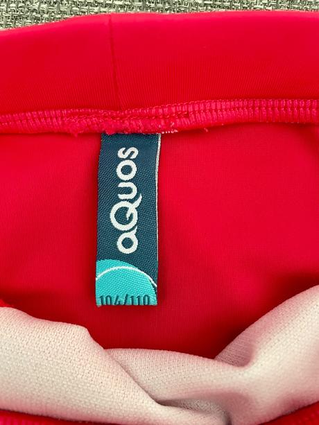 Dievčenské plavky, 110