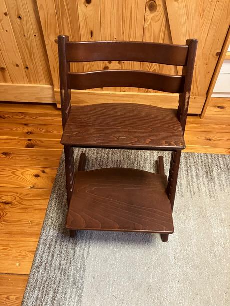 Stokke tripp trapp stolicky (hneda/zelena), 