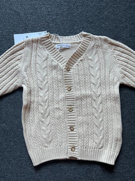 Svettik na gombíky, sinsay,92