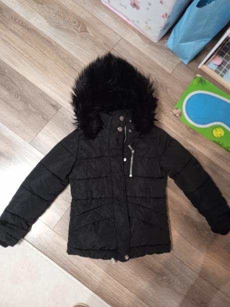Predám zimnú bundu zn caa, c&a,128