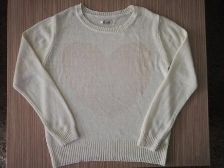 Krémový pulóver so srdcom l/40, gate,l