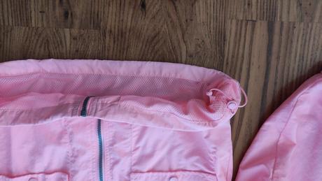 Tenká vetrovka, reserved,146