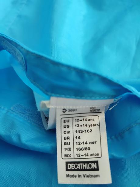 Predám bundu do dažďa, quechua,152