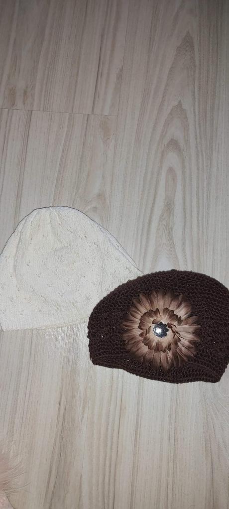 Háčkované čiapočky, 110