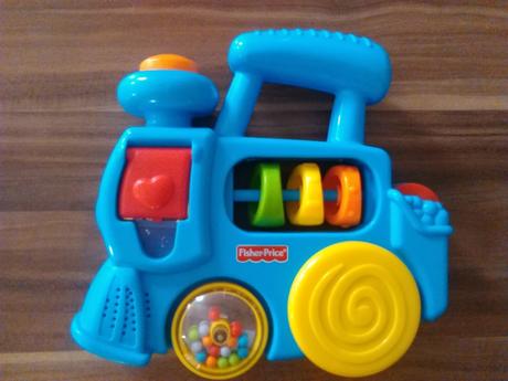 Hudobný vláčik od fisher price, 