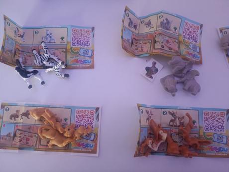 Kinder natoons vs, 