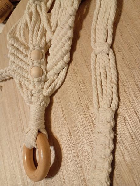 Macramé booho zavesná polica,