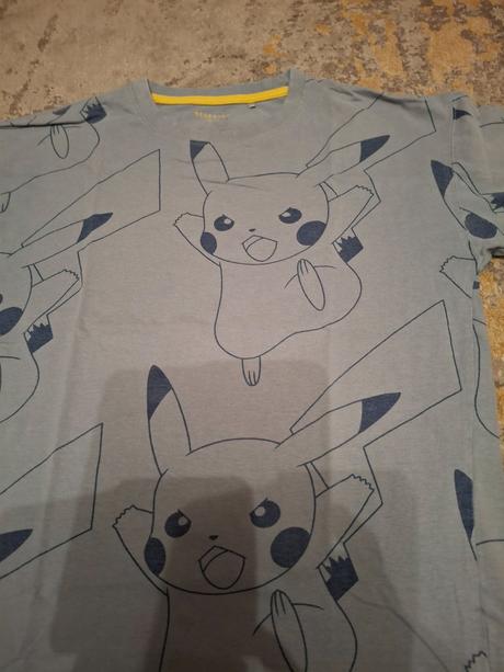 Tričko s pokemonom pikachu, reserved,158