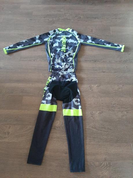 Zateplený cyklistický komplet 128-134, 134