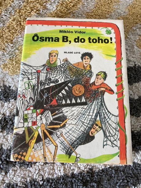 Ôsma b, do toho-prvé vydanie 1990, 