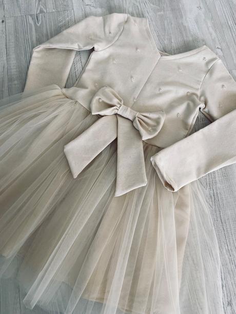 Sviatočné saty, 68 - 146