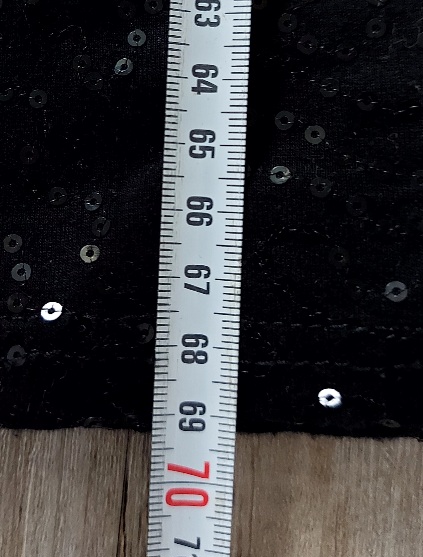 Šaty s flitrovanou sukňou, yigga,146