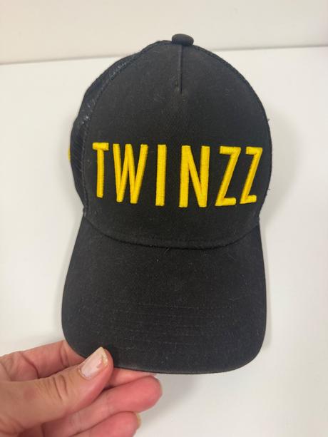 2x šiltovka twinzz, 