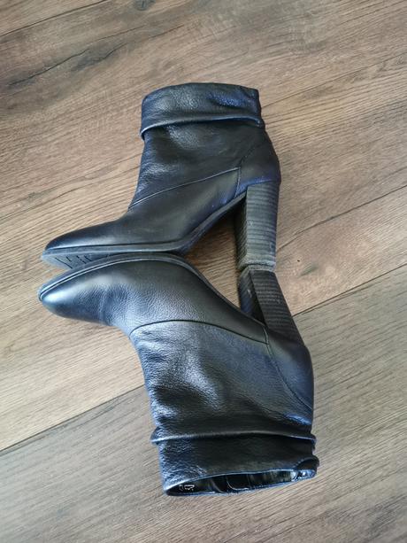 Zateplene kožené čižmy, 39