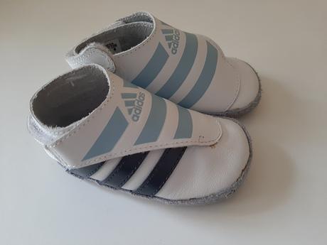 Krasne capacky, adidas,17