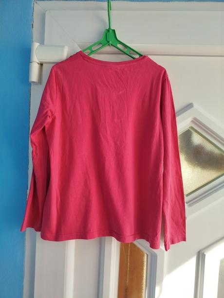 Darujem 146/152, 146