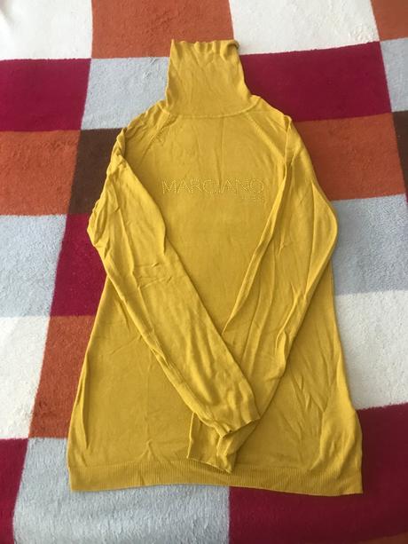 Rolak pleteny s kamienkami zn. guess, guess,s