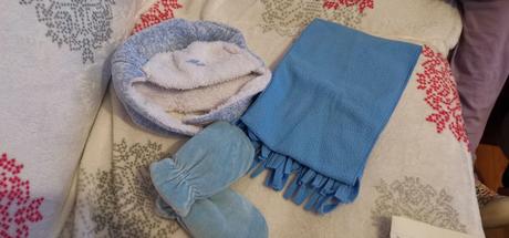 Set ciapka sal rukavicky, 86