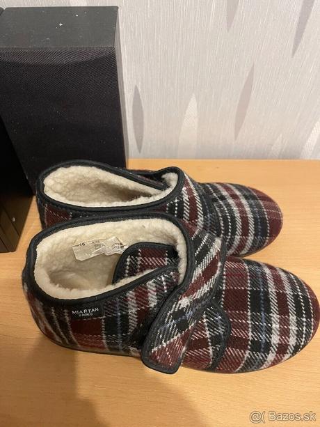 Papuče kotníkové, 42