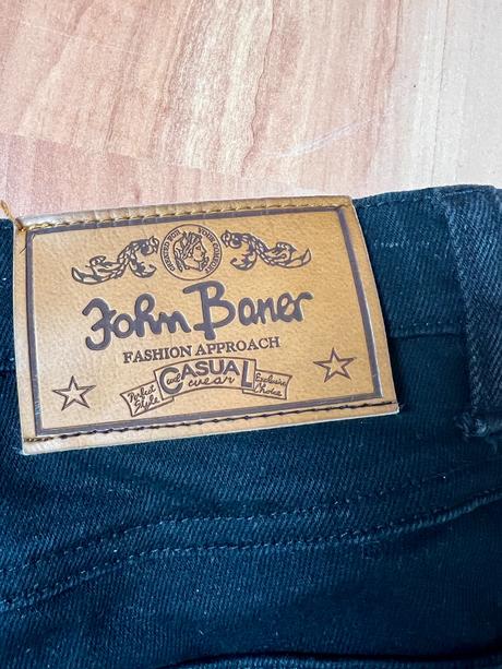 Čierne nohavice, john baner, 38, 38