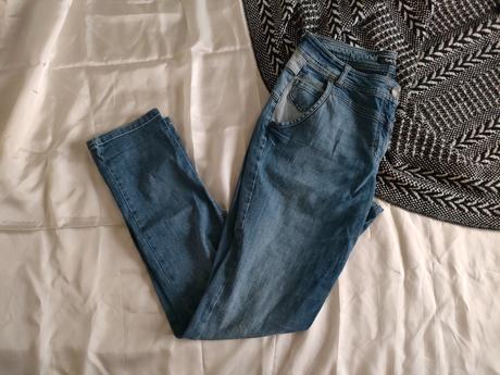 Dámske rifle, zn. betty barclay "d", 40