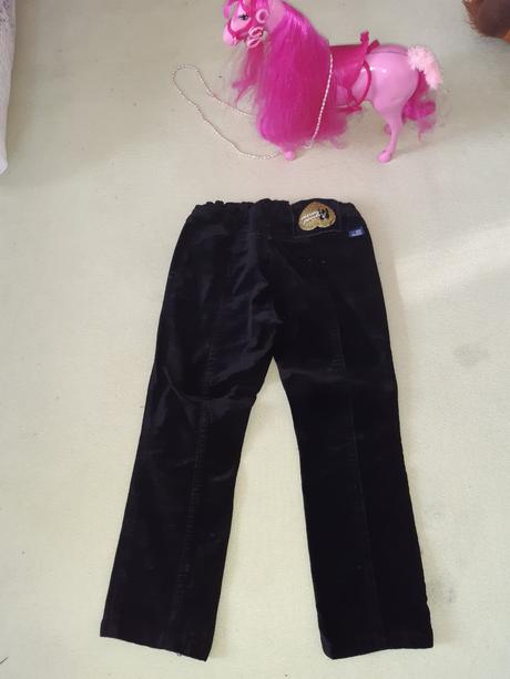 Čierne zamatove nohavice pre dievčatko 110, original marines,110