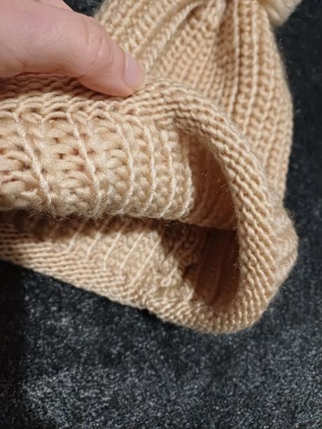 Damska ciapka v.uni, 