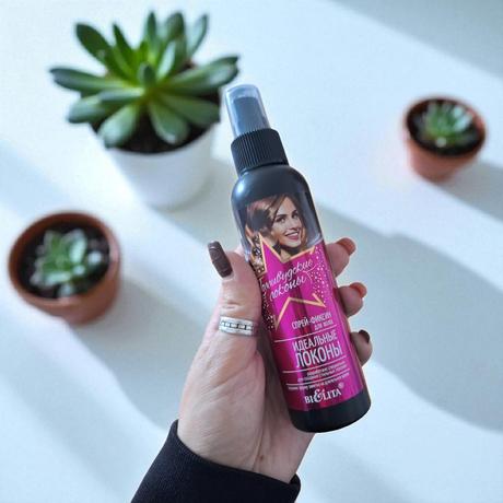 Fixačný sprej na kučery,