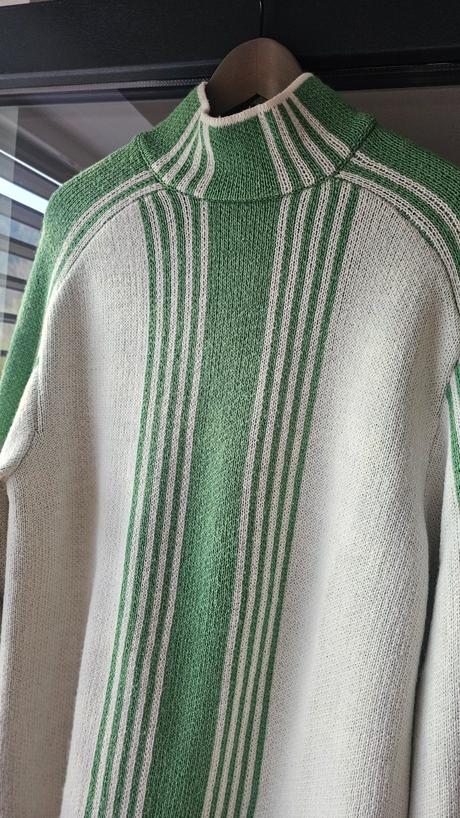 Na-kd sveter s vlnou, l