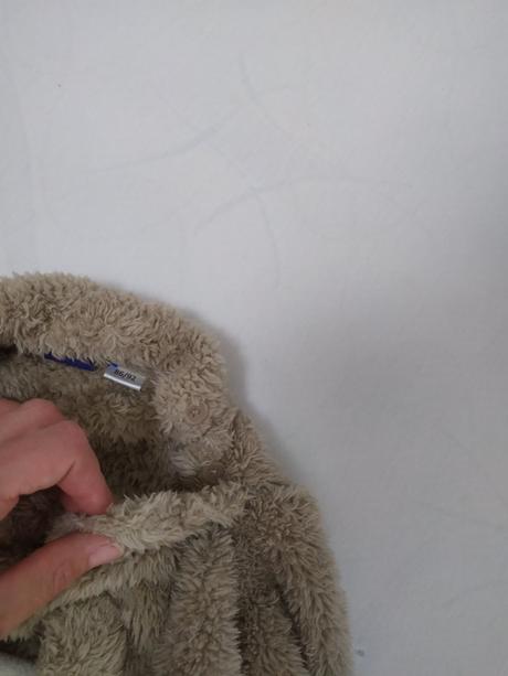 Sveter lišiak, lupilu,86