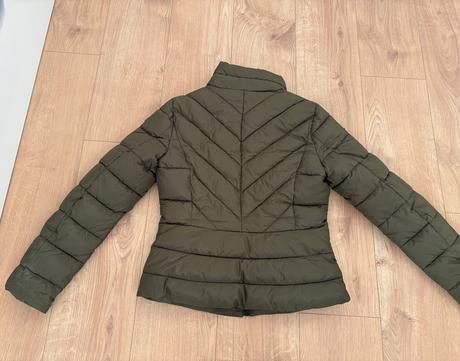 Bunda nenosena, reserved,s