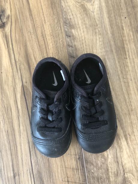 Nike tenisky, nike,22
