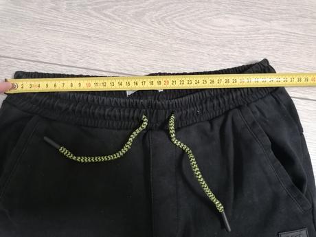 Teplakove nohavice 158, reserved,158