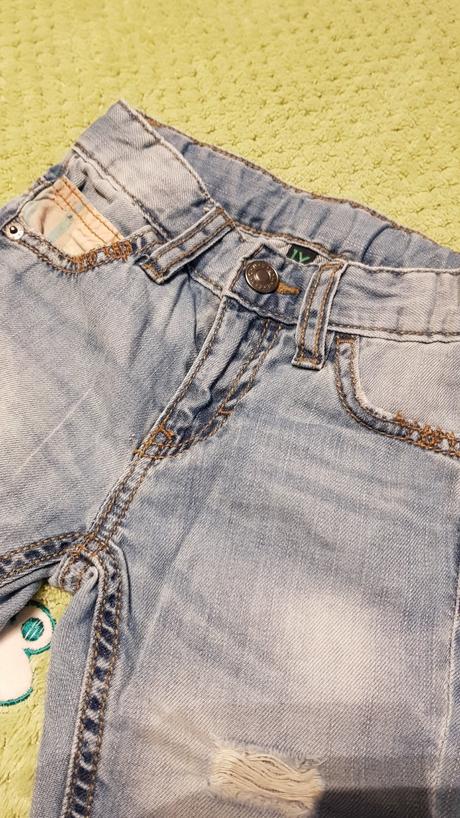 Benetton rifle pre maleho fesaka,vel.1-2roky, benetton,86