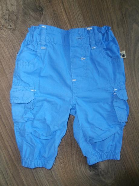 Nenosené nohavice, 56