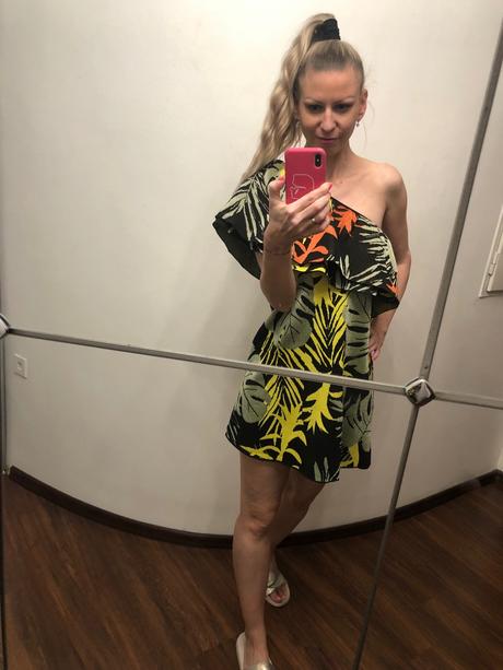 Nadherne saty, zara,s