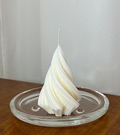 Sviečka - točený kužeľ,