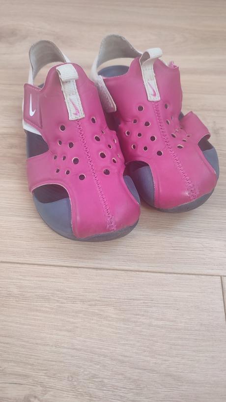 Sandálky, nike,27