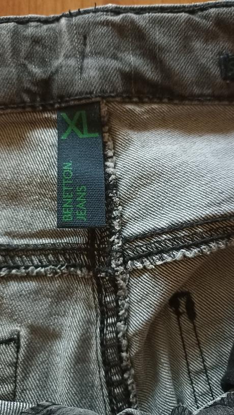 Nohavice zn. benetton, vel. 146, benetton,146