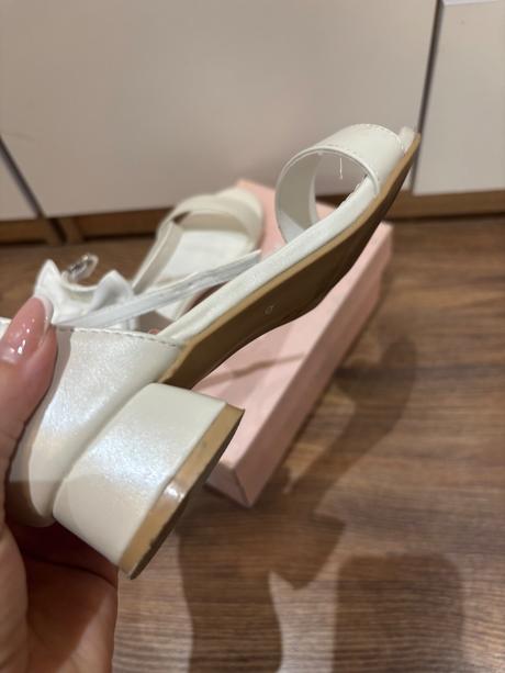 Slavnostne poltopanky/sandalky, nelli blu,36